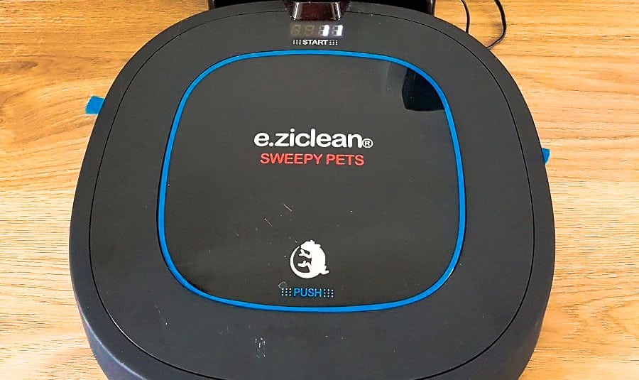 aspirateur robot UNE
