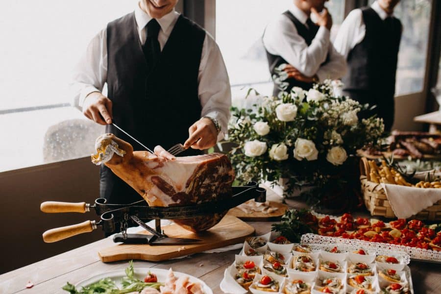 stand découpe jambon mariage