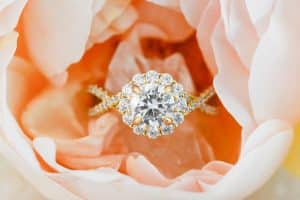 alliances mariage or jaune