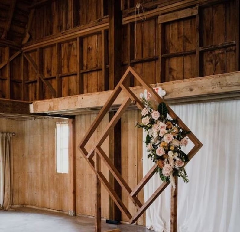 arche cérémoniel laIque décoration bois
