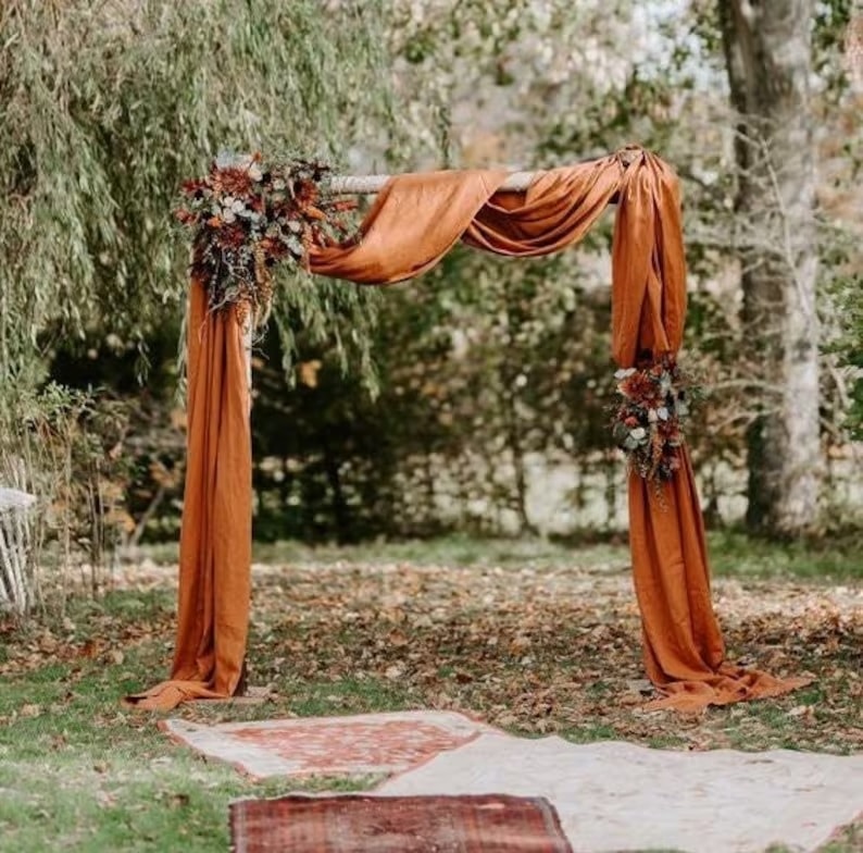 drapé arche cérémonie laïque