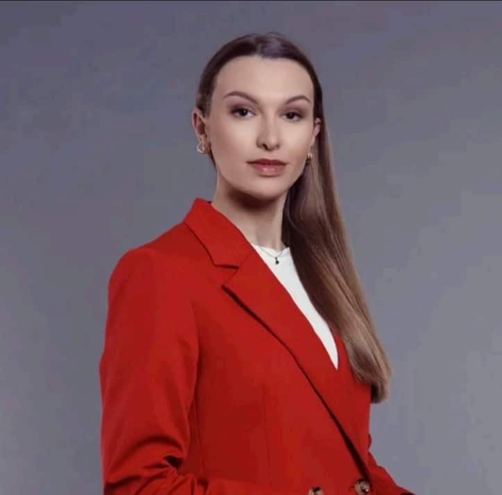 Manon-Anaïs Salelles